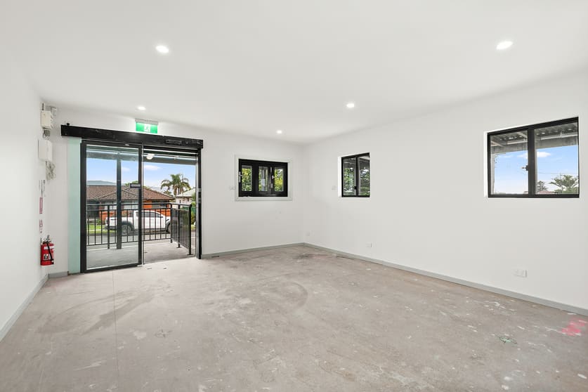 Click to view all images 1/53 Pioneer Road Bellambi NSW 2518 - Image 2