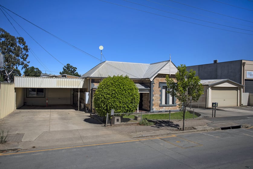Click to view all images 37 Amherst Avenue Trinity Gardens SA 5068 - Image 3