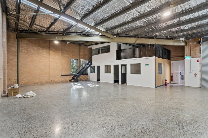 Click to view all images 5/6-8 Ralph Black Drive North Wollongong NSW 2500 - Image 1