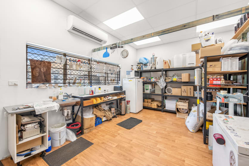 Click to view all images Shop 2/66-76 Curragundi Road Jindalee QLD 4074 - Image 3