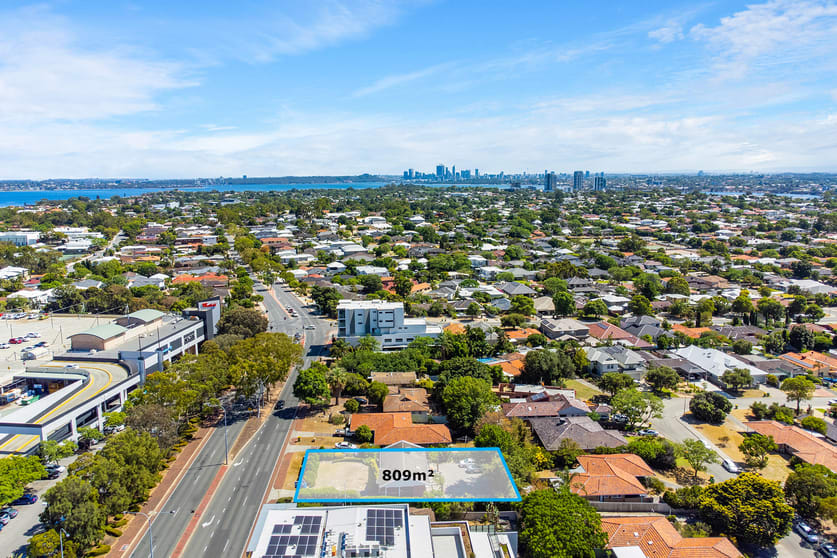 Click to view all images 146 Riseley Street Booragoon WA 6154 - Image 3