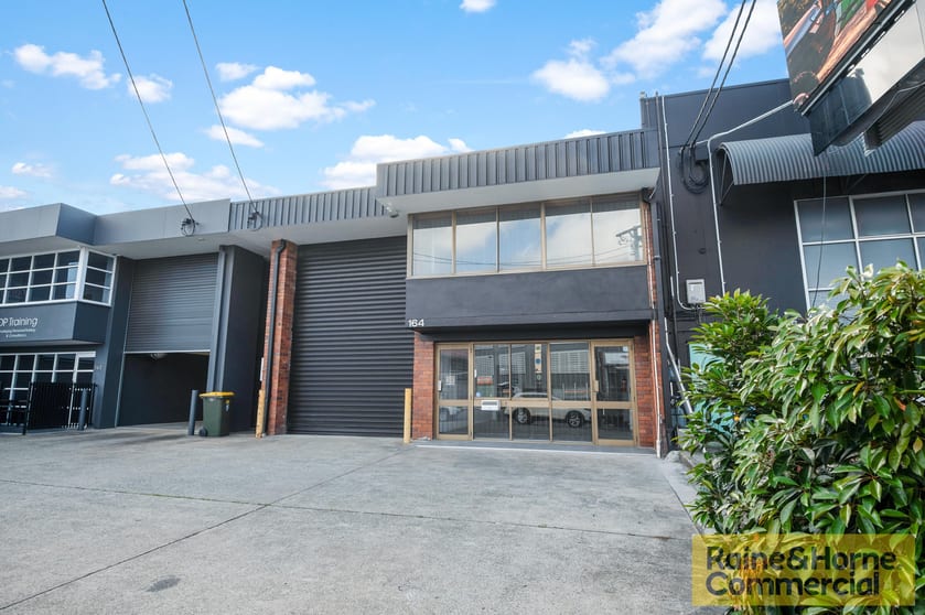 Click to view all images 164 Abbotsford Road Bowen Hills QLD 4006 - Image 1