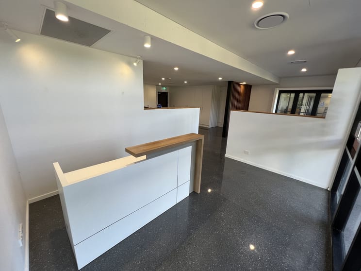 Click to view all images 3b/2 Balgownie Drive Peregian Springs QLD 4573 - Image 3