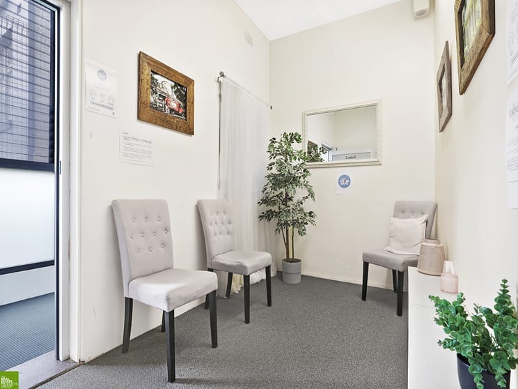 Click to view all images 2-3/70 Market Street Wollongong NSW 2500 - Image 2