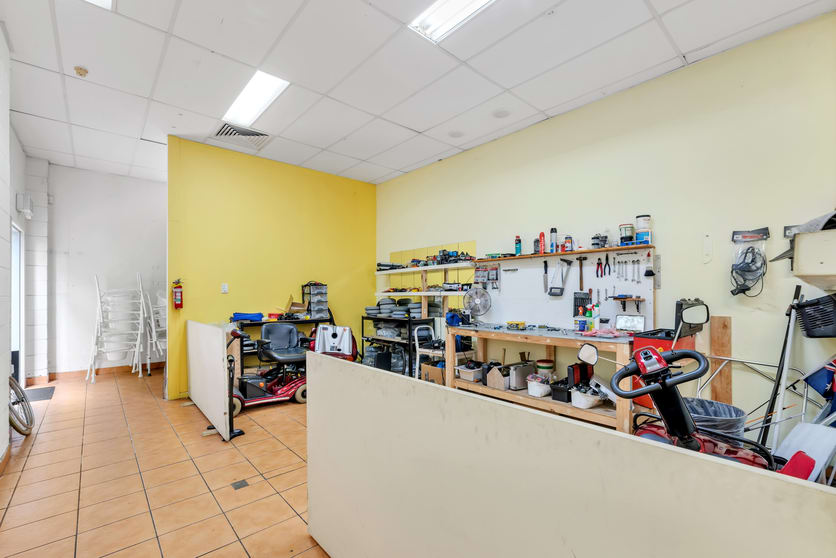 Click to view all images 2 First Avenue Caloundra QLD 4551 - Image 3