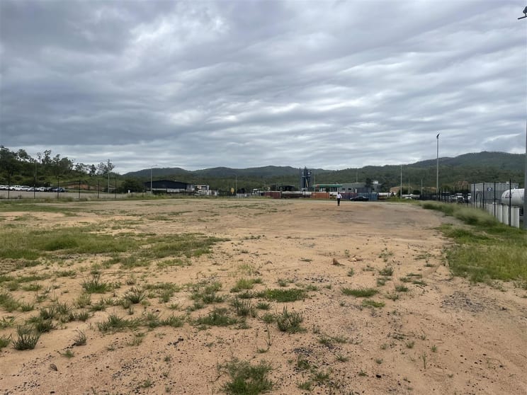Click to view all images 10A Kupfer Drive Roseneath QLD 4811 - Image 3