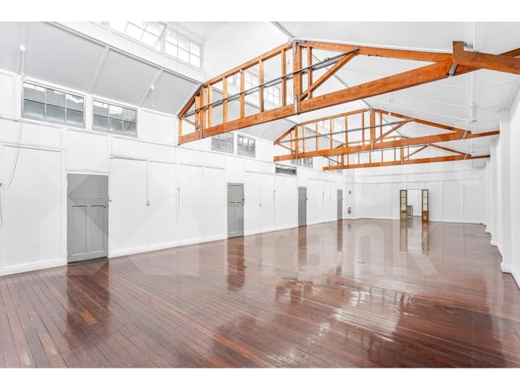 Click to view all images Level 1 Shop 3/111 East Street Rockhampton City QLD 4700 - Image 2