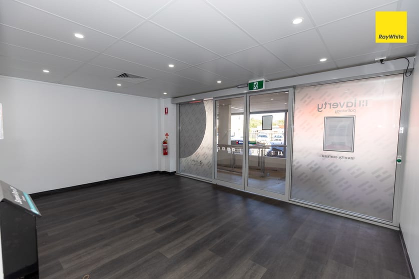 Click to view all images Shop 3/143-147 Byron Street Inverell NSW 2360 - Image 3