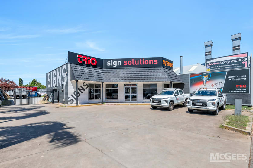 Click to view all images 216 Brighton Road Somerton Park SA 5044 - Image 2