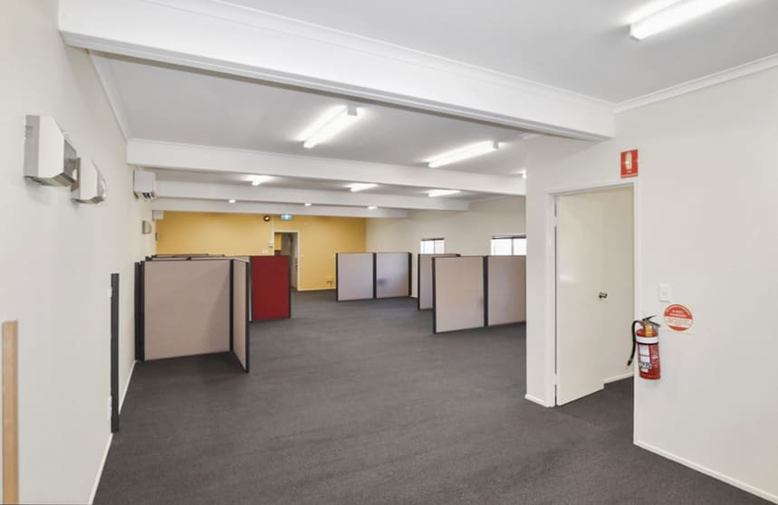 Level 1, Office 2/141 Goondoon Street Gladstone QLD 4680 - Image 1