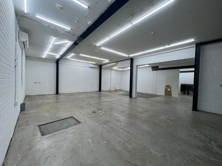 Click to view all images Ground Floor/176-178 Cope Street Waterloo NSW 2017 - Image 1