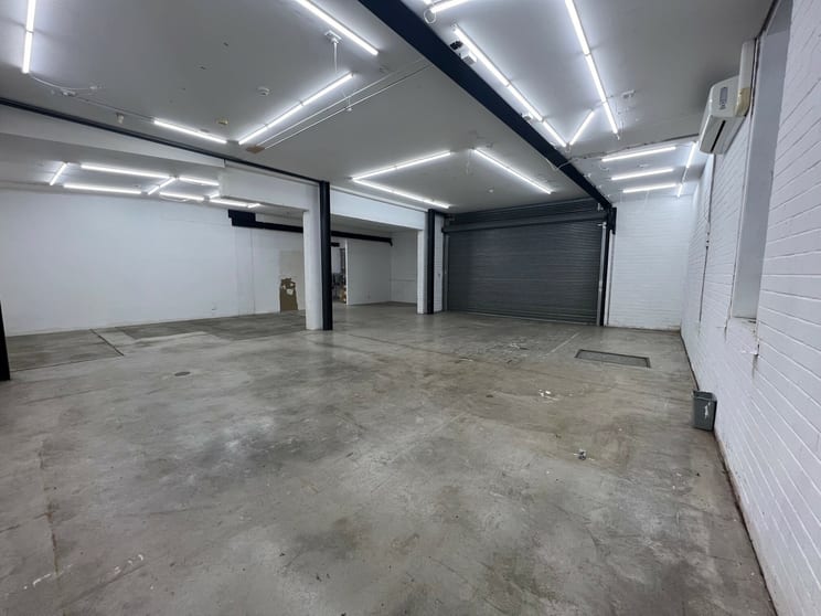 Click to view all images Ground Floor/176-178 Cope Street Waterloo NSW 2017 - Image 2