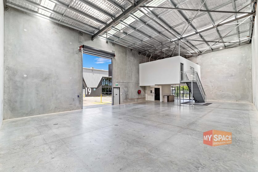 Click to view all images 1/61 Ashford Avenue Milperra NSW 2214 - Image 2