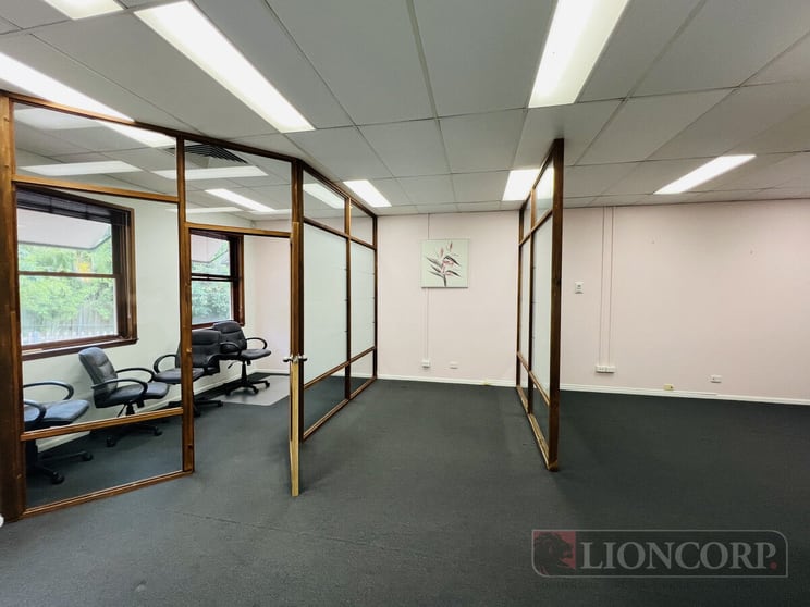 Click to view all images 26/1 Park Road Milton QLD 4064 - Image 3