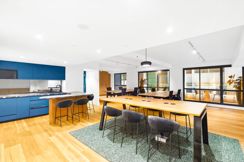 Click to view all images 405/3 Hosking Place Sydney NSW 2000 - Image 2