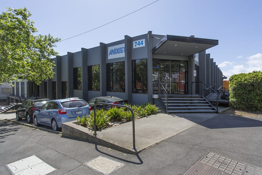 Click to view all images 744 Queensberry Street North Melbourne VIC 3051 - Image 1