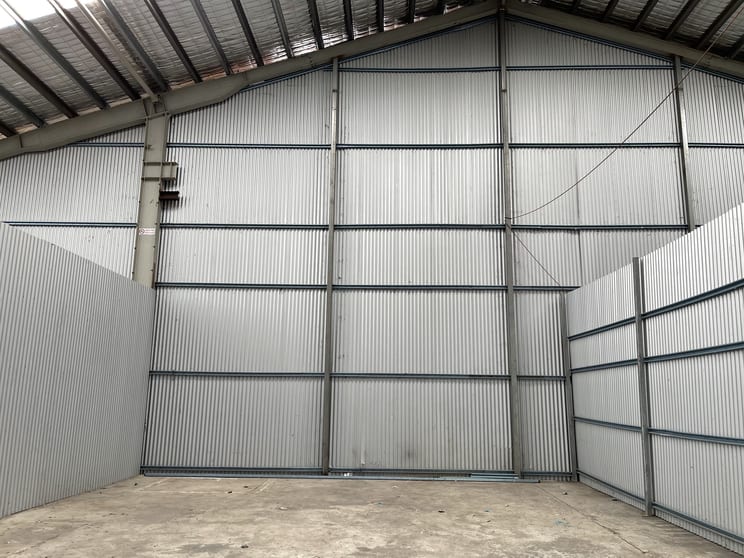 Click to view all images 4C/11 Garema Street Cannonvale QLD 4802 - Image 1