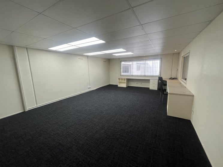 Click to view all images 5/6-8 Tombo Street Capalaba QLD 4157 - Image 3