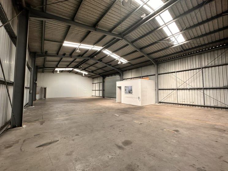 Click to view all images Shed C 16-18 Chapple Street Gladstone Central QLD 4680 - Image 2