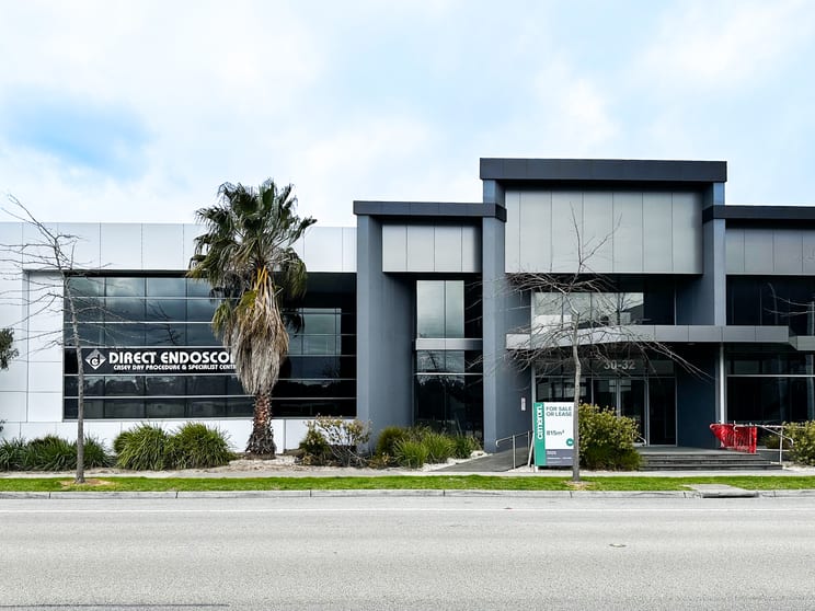 Click to view all images 3A/30-32 Verdun Drive Narre Warren VIC 3805 - Image 2