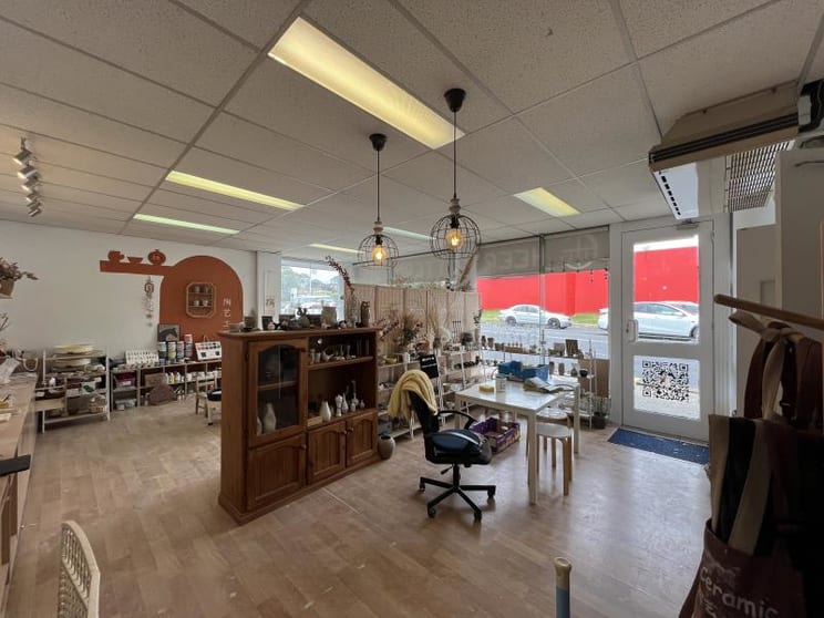 Click to view all images Shop 2/641 High Street Road Mount Waverley VIC 3149 - Image 2