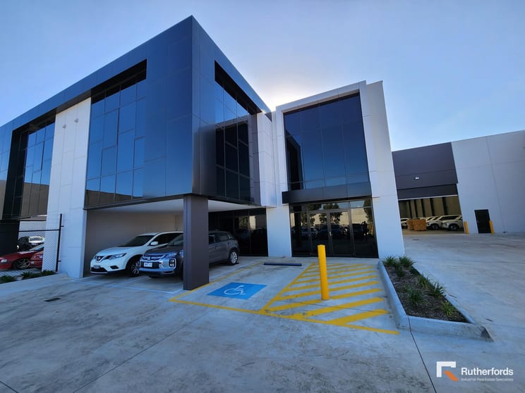 Click to view all images 14 Northpoint Drive Epping VIC 3076 - Image 1