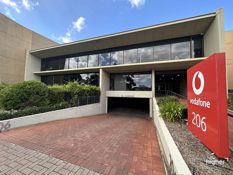 Click to view all images 4/206 Greenhill Road Eastwood SA 5063 - Image 2