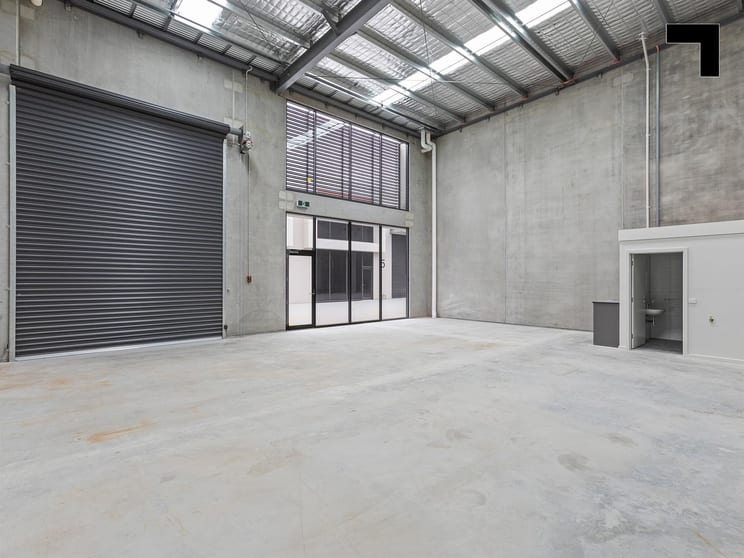 Click to view all images 7/20 Albert Street Preston VIC 3072 - Image 2