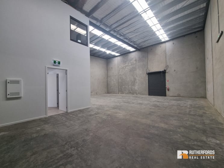 Click to view all images 7/47 Merri Concourse Campbellfield VIC 3061 - Image 2