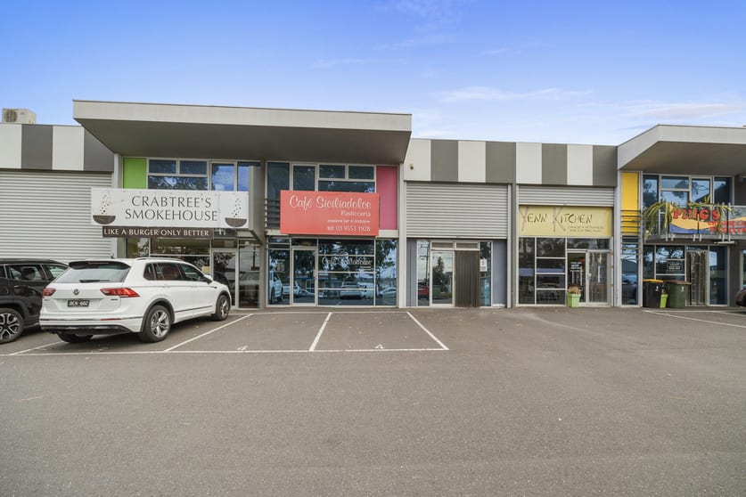 Click to view all images 4/74-80 Keys Road Cheltenham VIC 3192 - Image 2
