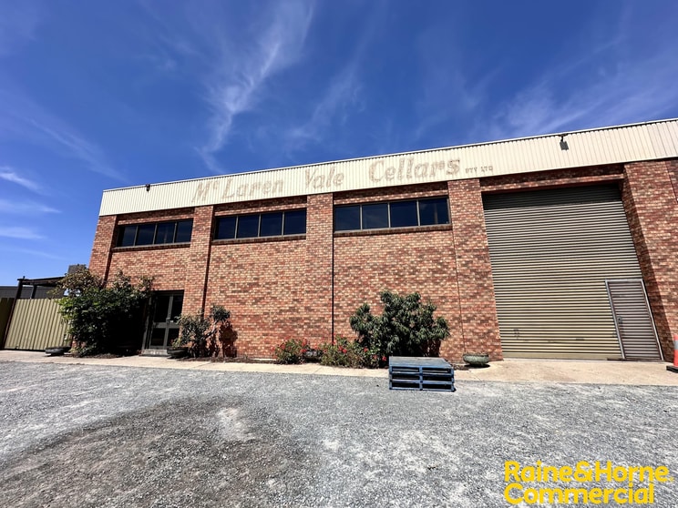 1/34-36 Townsville Street Fyshwick ACT 2609 - Image 2