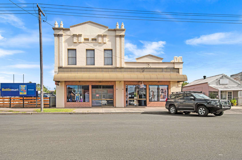 2/35 Barber Street Gunnedah NSW 2380 - Image 1