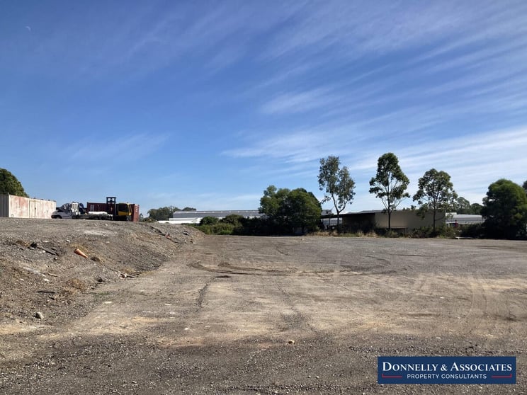 Click to view all images C/182 Tile Street Wacol QLD 4076 - Image 1