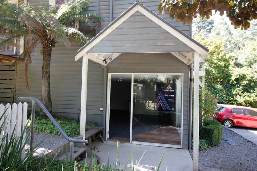Click to view all images 5/372 Mount Dandenong Tourist Road Sassafras VIC 3787 - Image 3