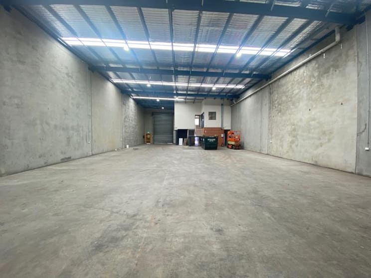 Click to view all images Unit 3/33 Heathcote Road Moorebank NSW 2170 - Image 3
