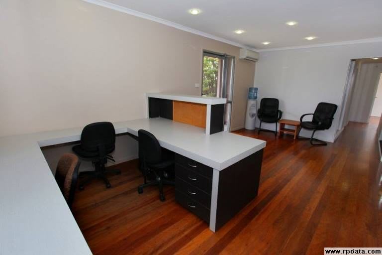 Click to view all images 111 MAUD STREET Maroochydore QLD 4558 - Image 3