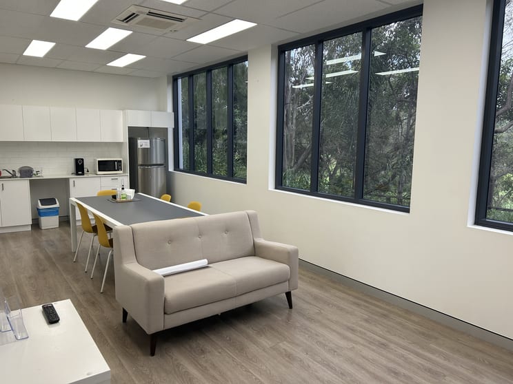 Click to view all images 3/28 Metroplex Avenue Murarrie QLD 4172 - Image 2