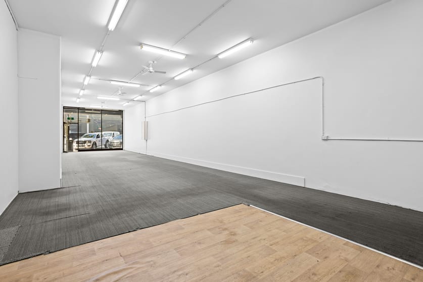 Click to view all images Shop 1, 2 & 3/13-15 Thompson Street Frankston VIC 3199 - Image 3