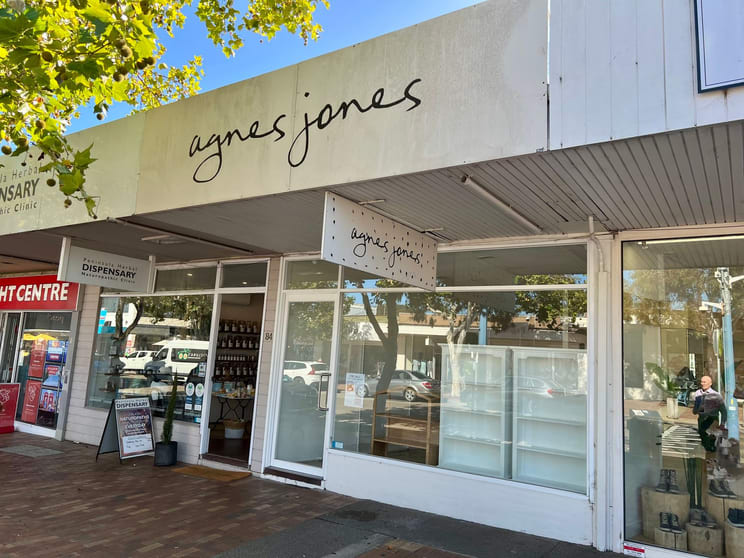 Click to view all images 2/86 Main Street Mornington VIC 3931 - Image 1
