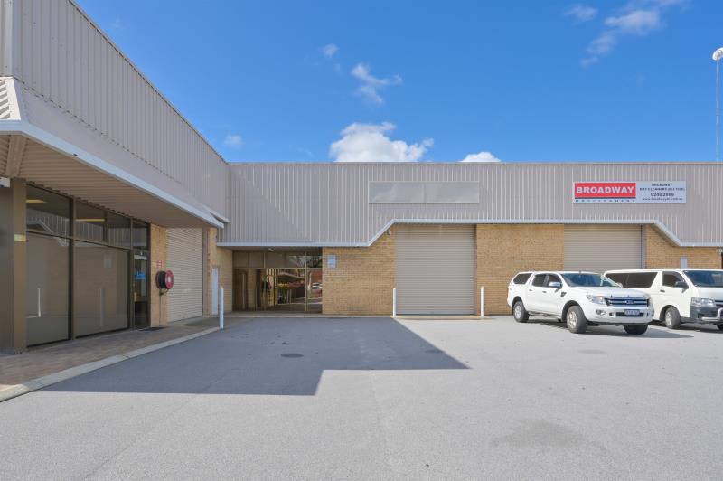 Click to view all images Unit 3/31 Ledgar Road Balcatta WA 6021 - Image 3