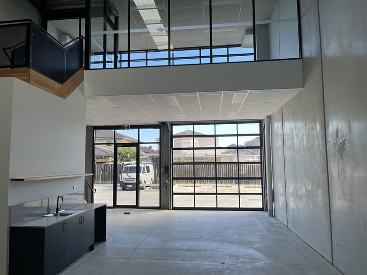 Click to view all images 20/90 Cranwell Street Braybrook VIC 3019 - Image 2