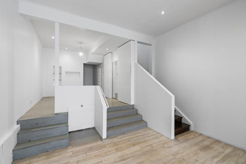 Click to view all images 451 Centre Road Bentleigh VIC 3204 - Image 3