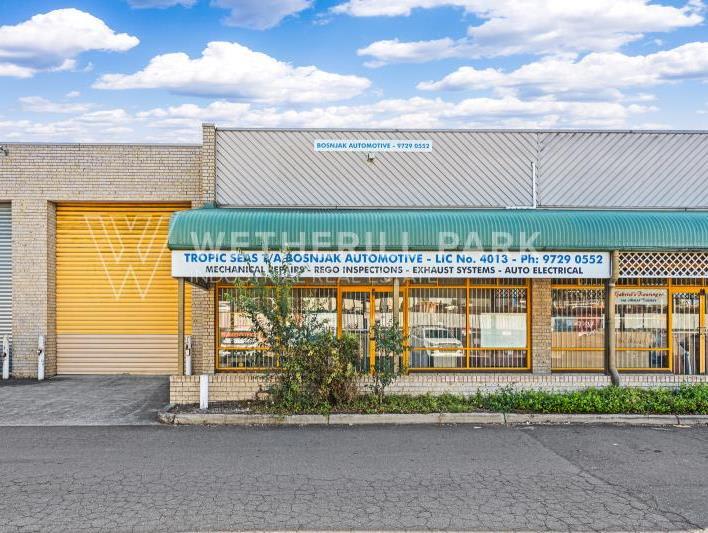 Click to view all images Smithfield NSW 2164 - Image 1
