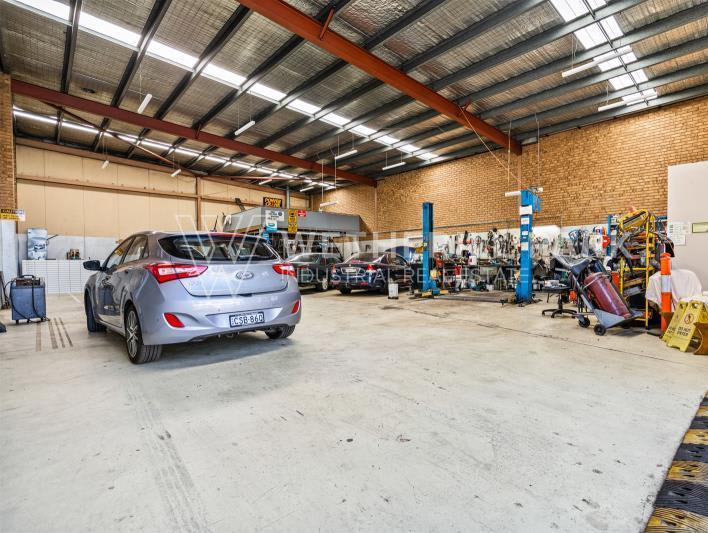 Click to view all images Smithfield NSW 2164 - Image 3