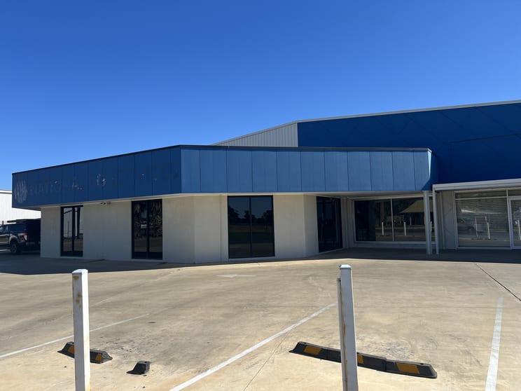 Click to view all images 17-19 Eleventh Street Mildura VIC 3500 - Image 3