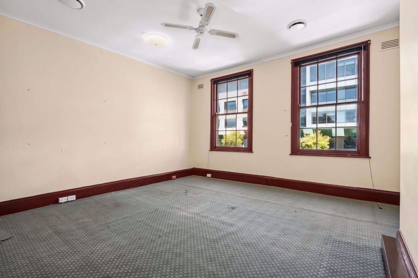 Click to view all images 81 Myers Street Geelong VIC 3220 - Image 3
