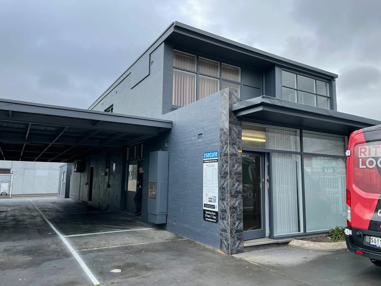 Click to view all images 298a Hindley St Adelaide SA 5000 - Image 3