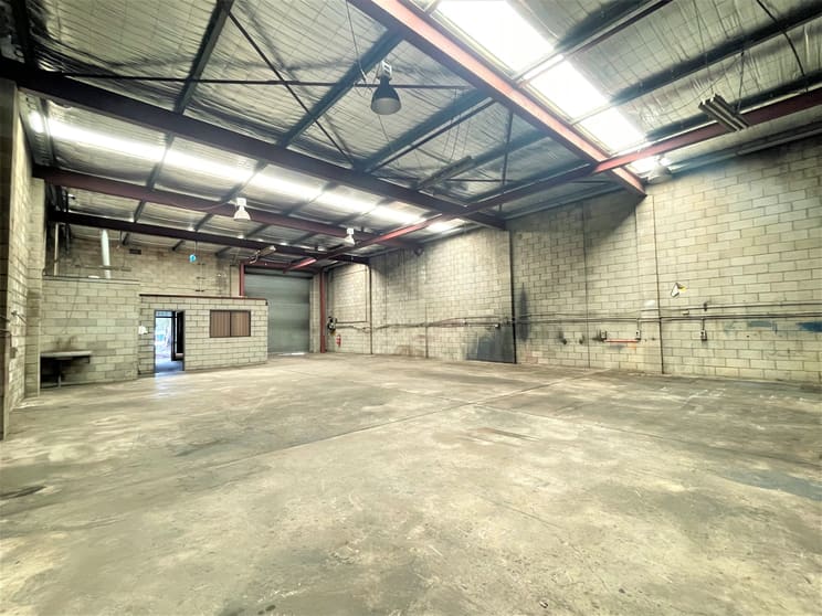 Click to view all images 8 Clarke Street Guildford NSW 2161 - Image 3