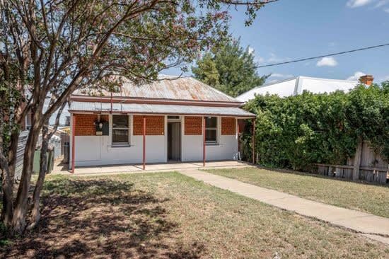 Click to view all images 273 Marius Street Tamworth NSW 2340 - Image 2