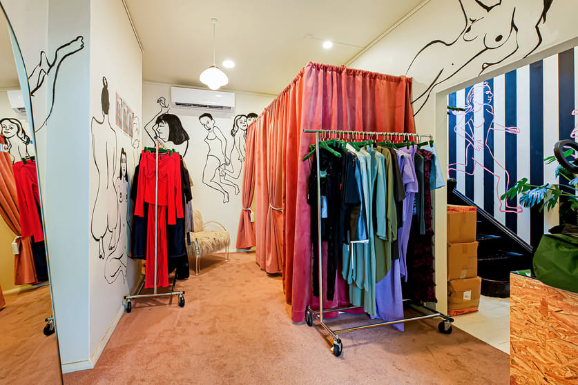 Click to view all images 263 Crown Street Surry Hills NSW 2010 - Image 3